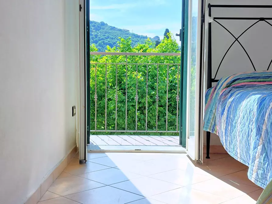 Immagine 18 di Appartamento in vendita  in via Diano San Pietro a Diano Arentino