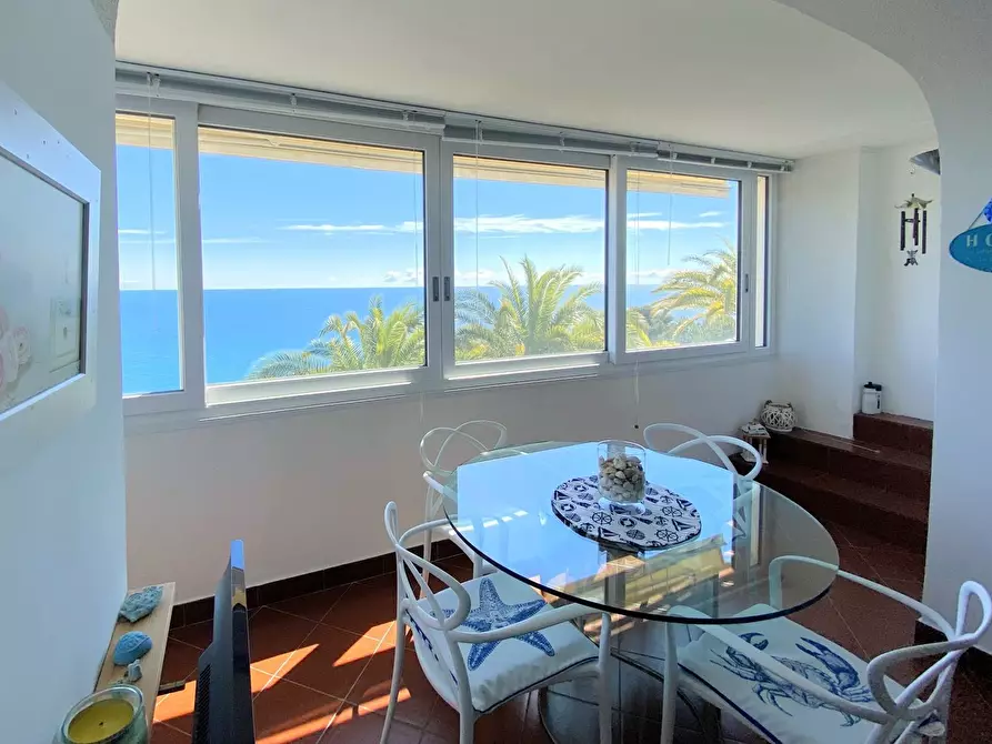 Immagine 5 di Appartamento in vendita  in Privata Mimosa Capo 14 a Badalucco