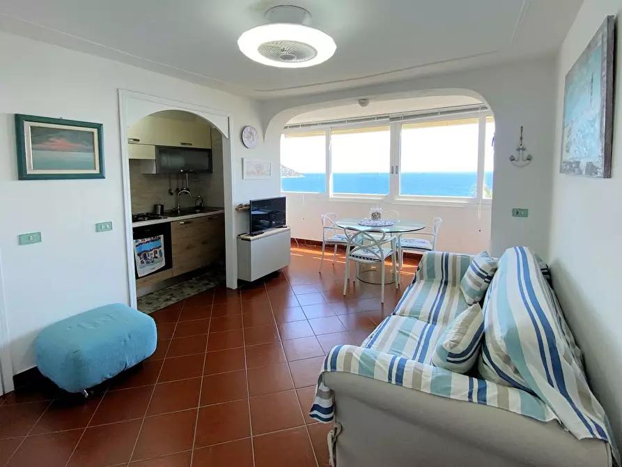 Immagine 6 di Appartamento in vendita  in Privata Mimosa Capo 14 a Badalucco