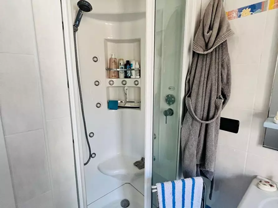 Immagine 13 di Appartamento in vendita  in Cristoforo Colombo 60 a San Bartolomeo Al Mare