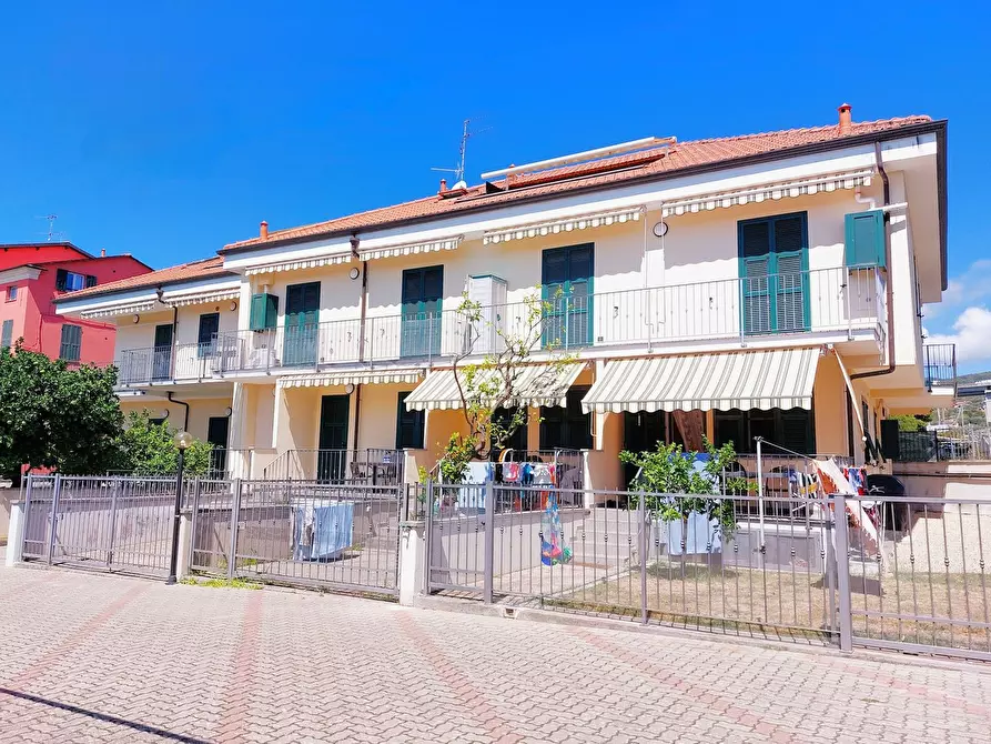 Immagine 2 di Appartamento in vendita  in Cà Rossa 36 a Diano Arentino