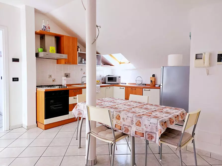 Immagine 4 di Appartamento in vendita  in Cà Rossa 36 a Diano Arentino