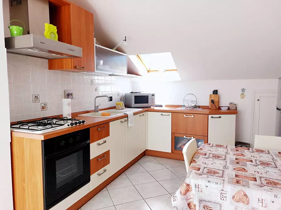 Immagine 5 di Appartamento in vendita  in Cà Rossa 36 a Diano Arentino