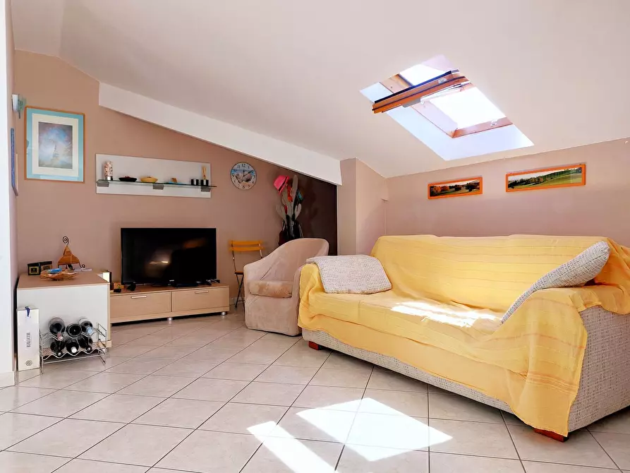 Immagine 6 di Appartamento in vendita  in Cà Rossa 36 a Diano Arentino