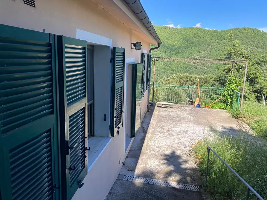 Immagine 1 di Casa indipendente in vendita  in San Giovanni a Aquila D'arroscia