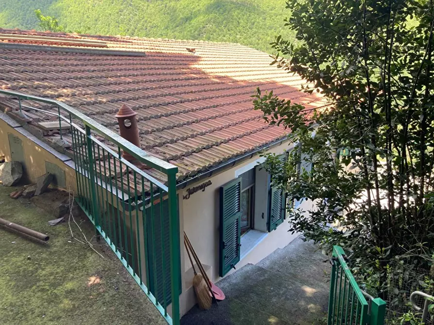 Immagine 2 di Casa indipendente in vendita  in San Giovanni a Aquila D'arroscia