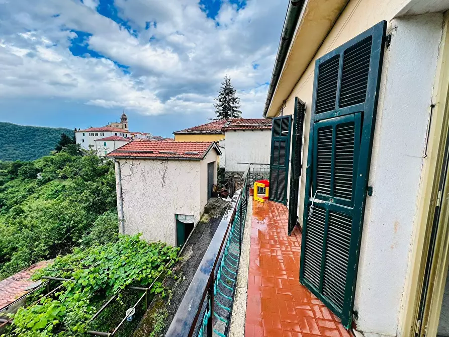 Immagine 11 di Casa indipendente in vendita  in Tavole 12 a Aquila D'arroscia