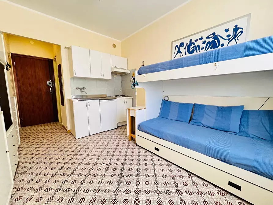 Immagine 6 di Appartamento in vendita  in Aurelia 84 a San Bartolomeo Al Mare