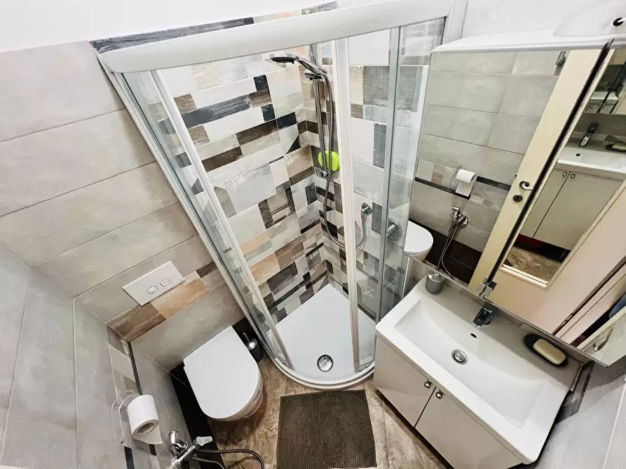 Immagine 14 di Appartamento in vendita  in Aurelia 84 a San Bartolomeo Al Mare