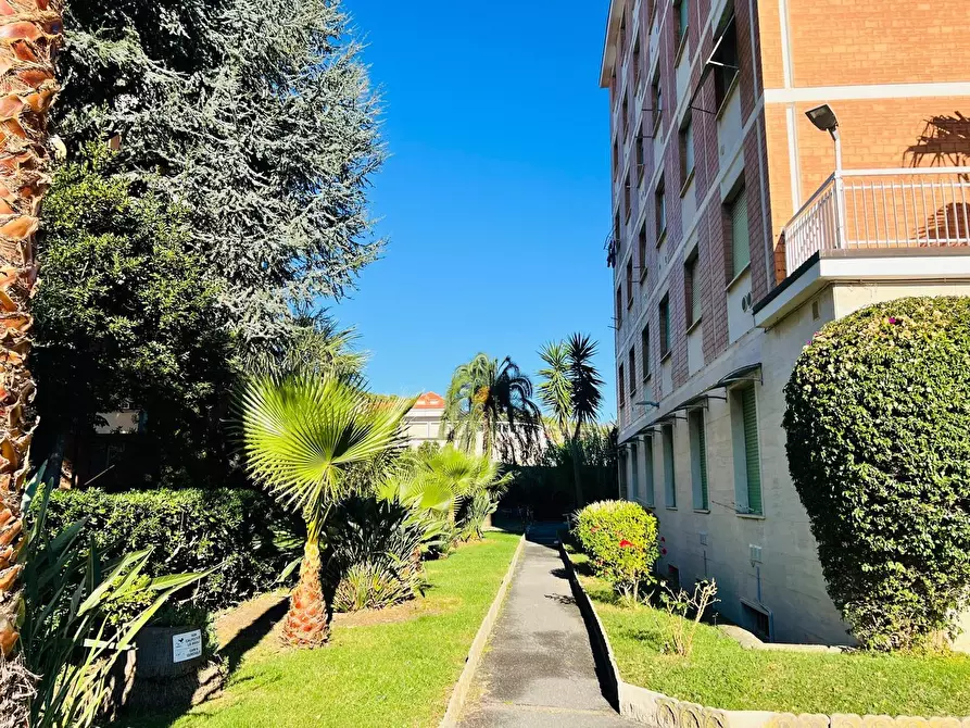 Immagine 15 di Appartamento in vendita  in Aurelia 84 a San Bartolomeo Al Mare