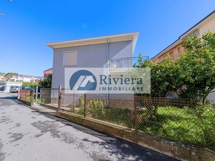 Immagine 3 di Villa in vendita  in Colombera 6 a Diano Arentino