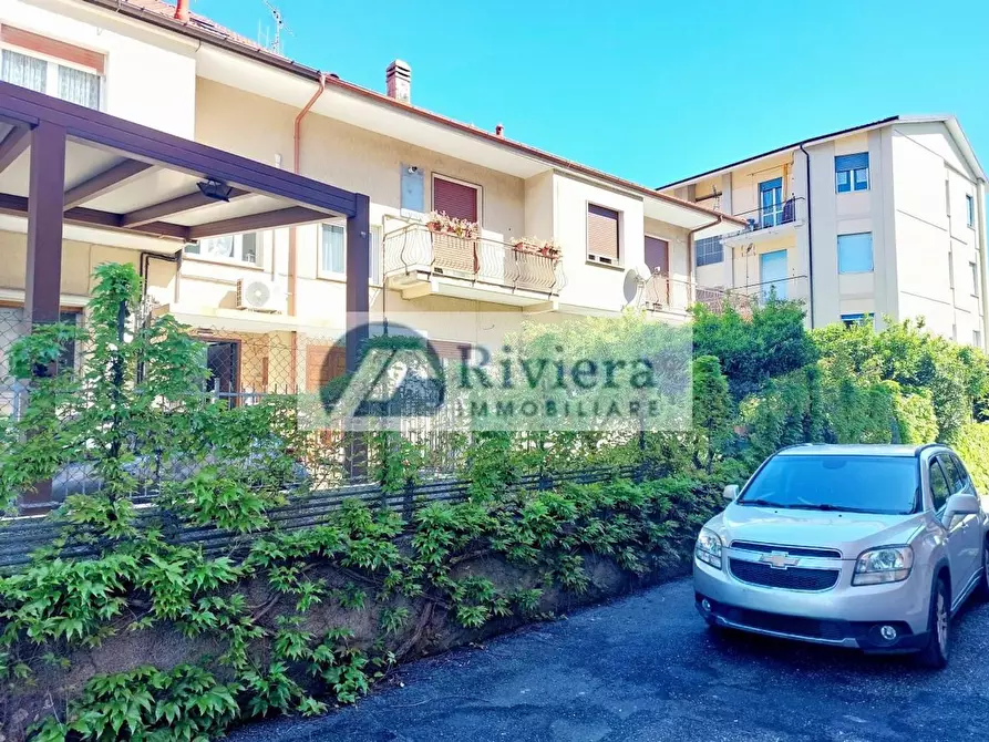 Immagine 2 di Appartamento in vendita  in Roma 89 a San Bartolomeo Al Mare