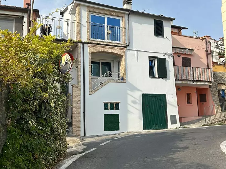 Immagine 26 di Appartamento in vendita  in Chiappa 9 a San Bartolomeo Al Mare