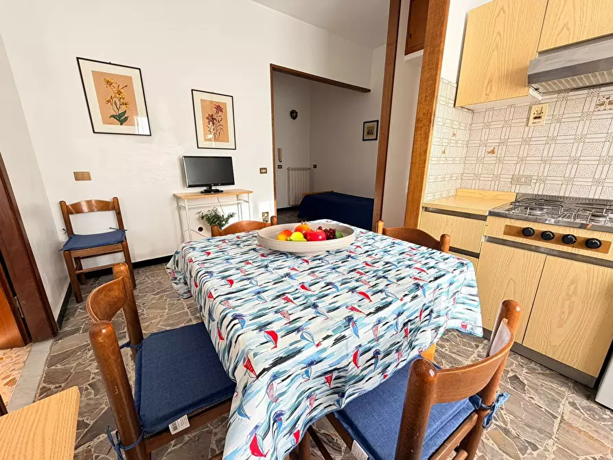 Immagine 4 di Appartamento in vendita  in Cristoforo Colombo 31 a Diano Arentino