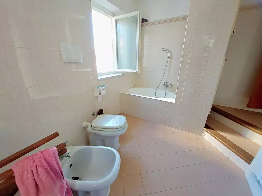 Immagine 22 di Appartamento in vendita  in San Nicola 5 a Diano Arentino