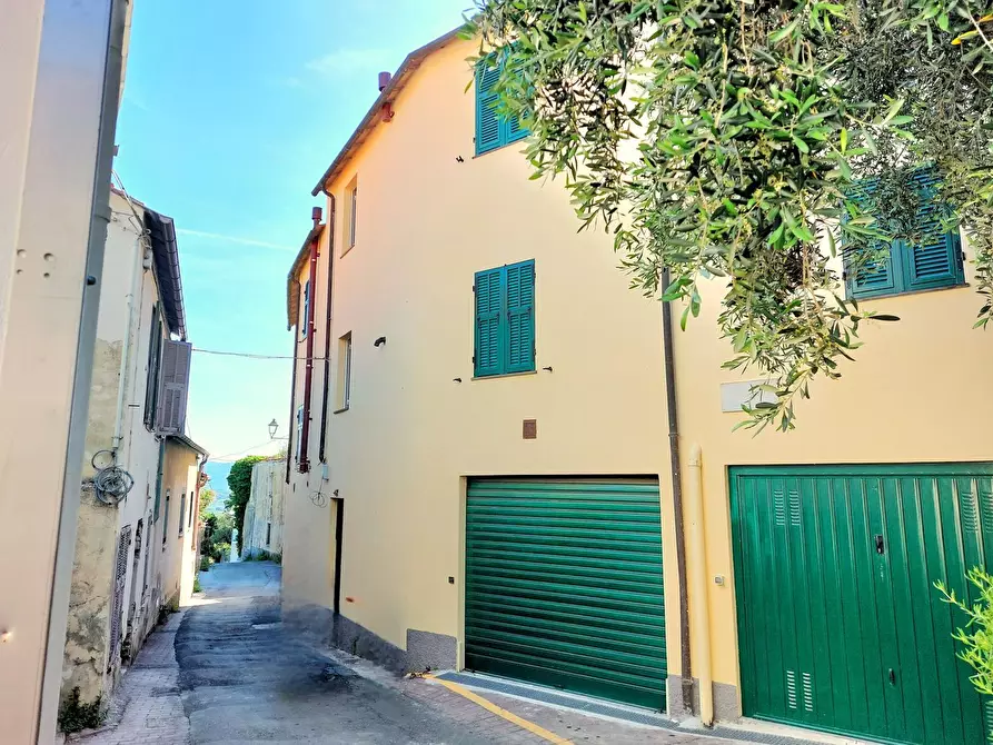 Immagine 28 di Appartamento in vendita  in San Nicola 5 a Diano Arentino