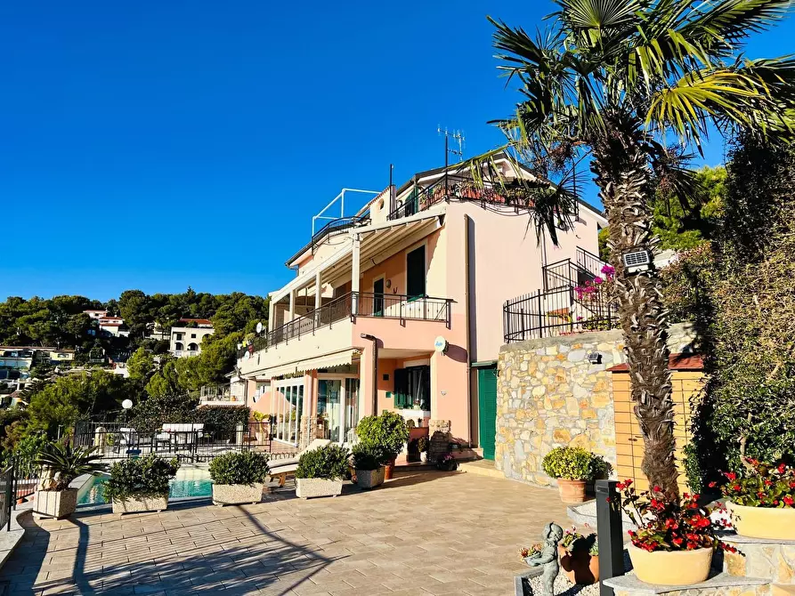 Immagine 19 di Appartamento in vendita  in Soprana 2A a Andora