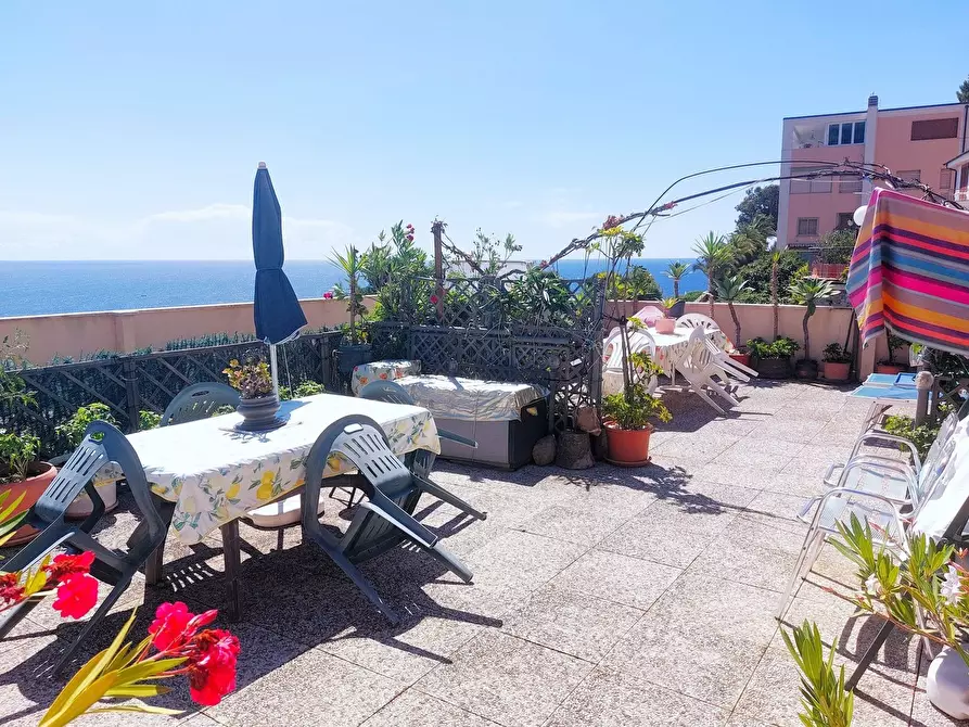 Immagine 8 di Appartamento in vendita  in Privata Mimosa Capo 18 a Badalucco