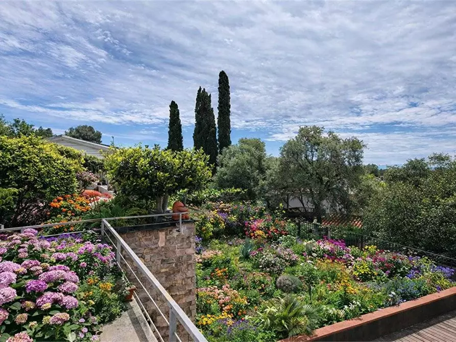 Immagine 4 di Villa in vendita  in Corso Theodore Roosevelt a Imperia
