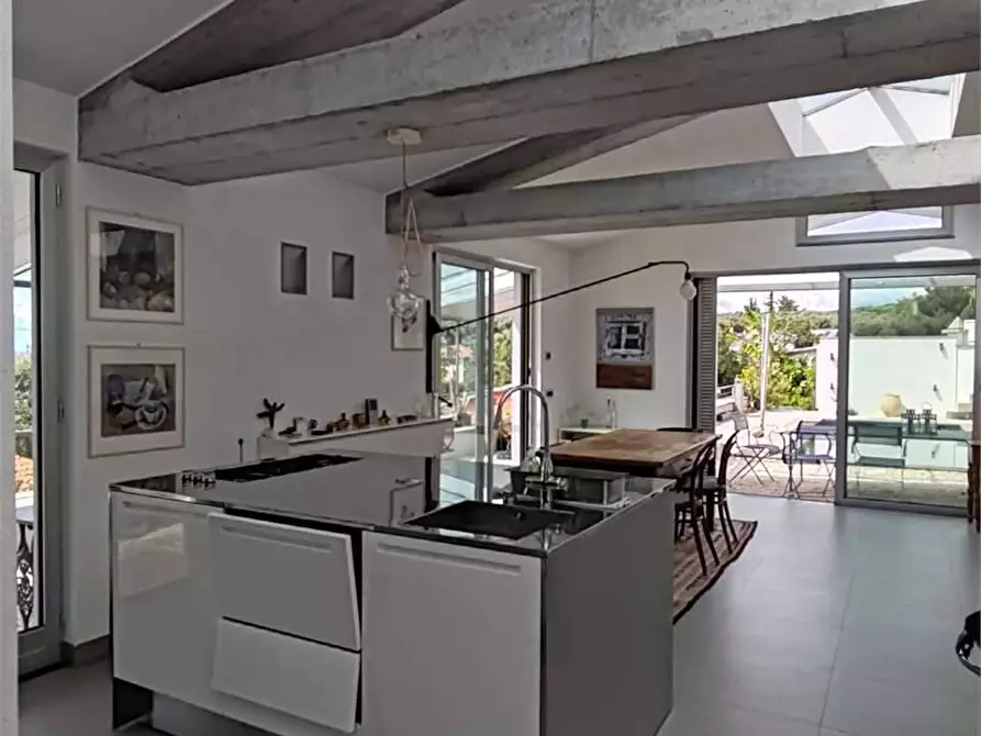 Immagine 5 di Villa in vendita  in Corso Theodore Roosevelt a Imperia