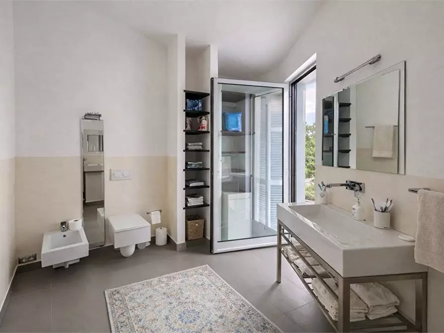 Immagine 17 di Villa in vendita  in Corso Theodore Roosevelt a Imperia