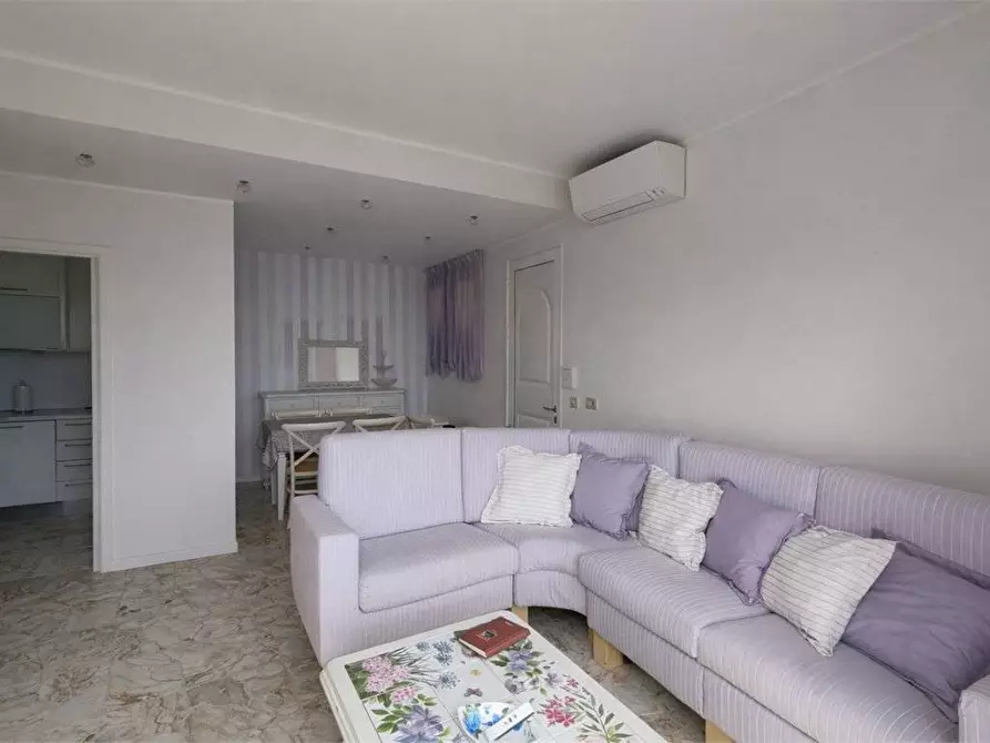 Immagine 9 di Villa in vendita  in Via al Castellaretto 8 a Badalucco