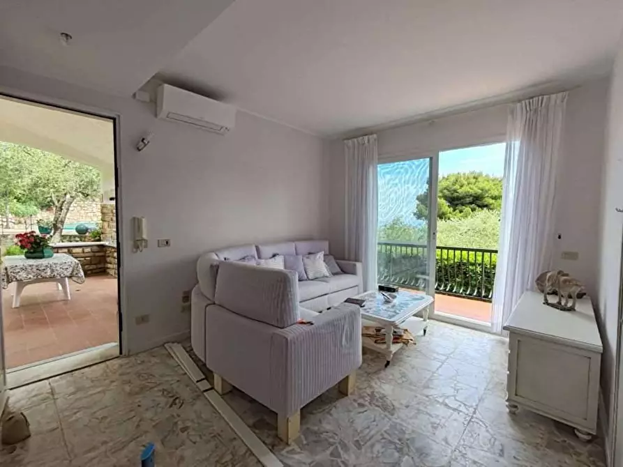 Immagine 11 di Villa in vendita  in Via al Castellaretto 8 a Badalucco