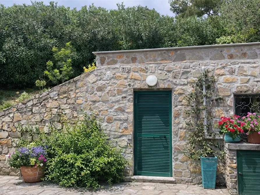 Immagine 31 di Villa in vendita  in Via al Castellaretto 8 a Badalucco