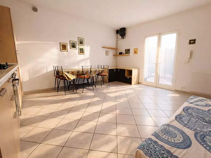 Immagine 4 di Villa in vendita  in Via Michele Albavera 7 a San Bartolomeo Al Mare