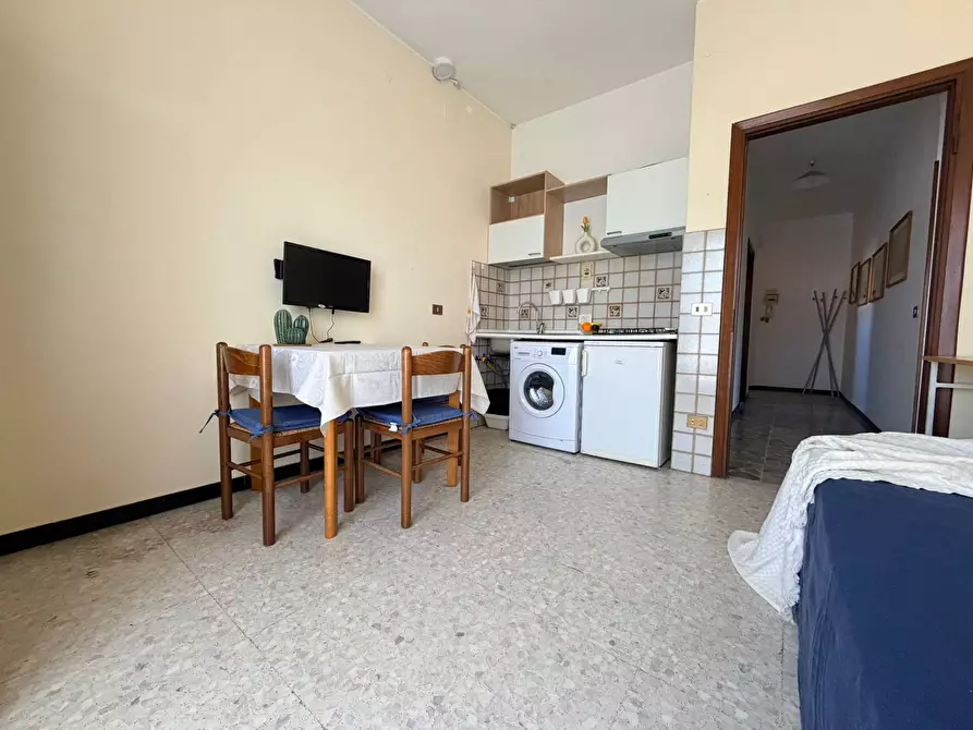 Immagine 3 di Appartamento in vendita  in Via Cristoforo Colombo 31 a Diano Arentino