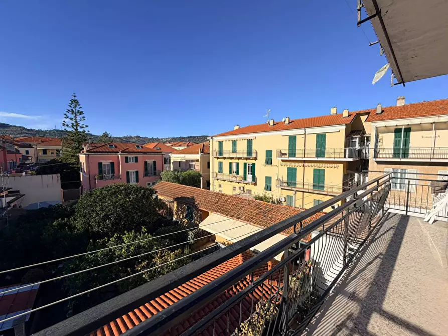 Immagine 7 di Appartamento in vendita  in Via Cristoforo Colombo 31 a Diano Arentino