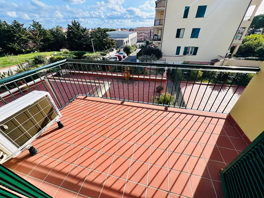 Immagine 7 di Appartamento in vendita  in via Diano Castello 74 a Diano Arentino