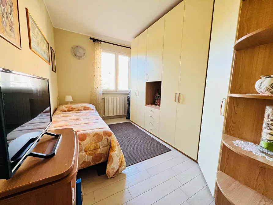 Immagine 15 di Appartamento in vendita  in via Diano Castello 74 a Diano Arentino