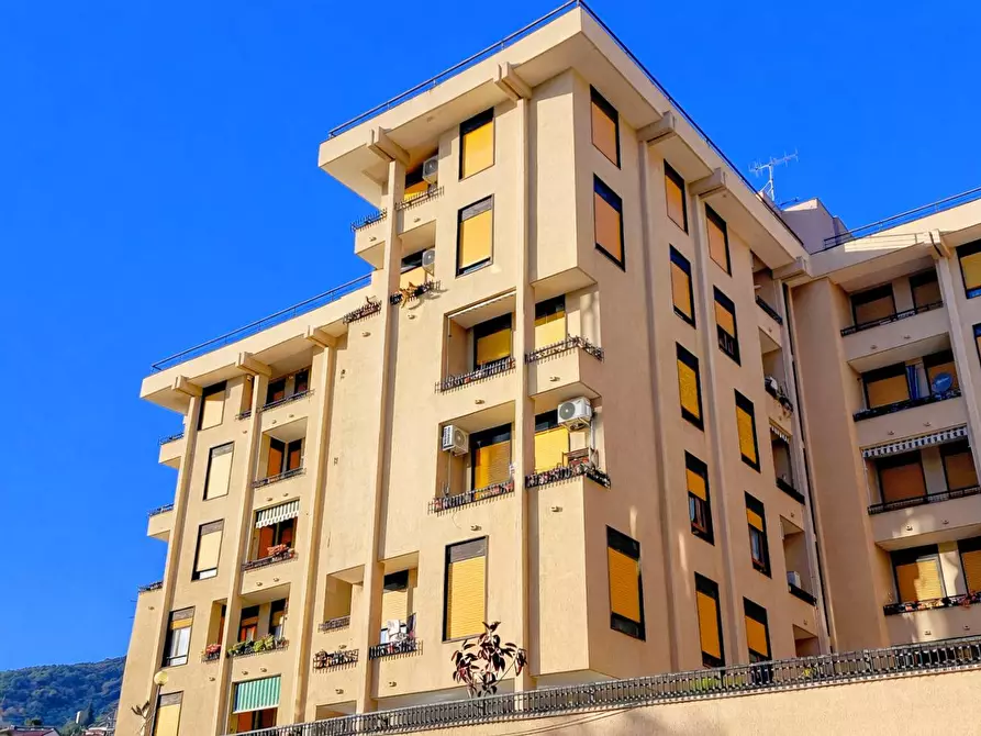 Immagine 2 di Appartamento in vendita  in Via Brea a Imperia