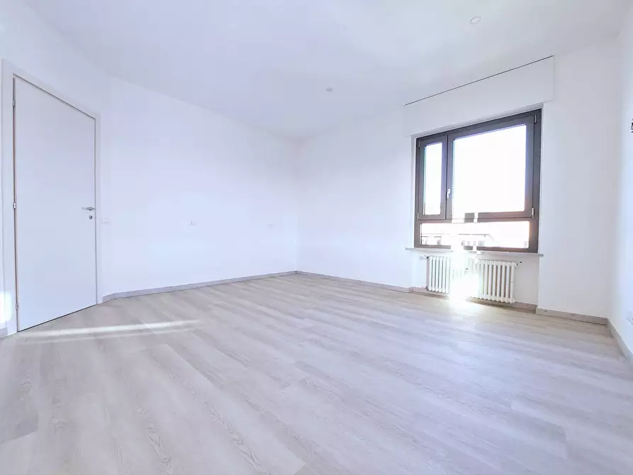 Immagine 4 di Appartamento in vendita  in Via Brea a Imperia