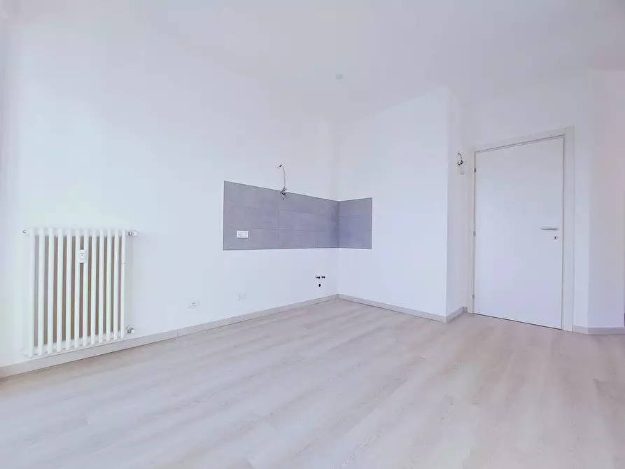 Immagine 10 di Appartamento in vendita  in Via Brea a Imperia