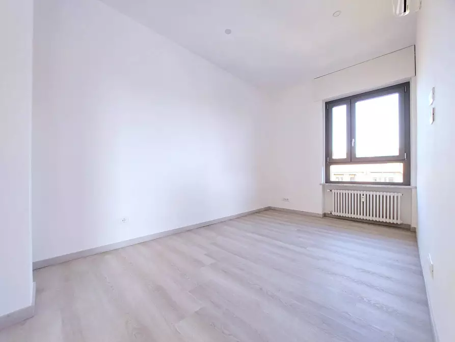 Immagine 11 di Appartamento in vendita  in Via Brea a Imperia