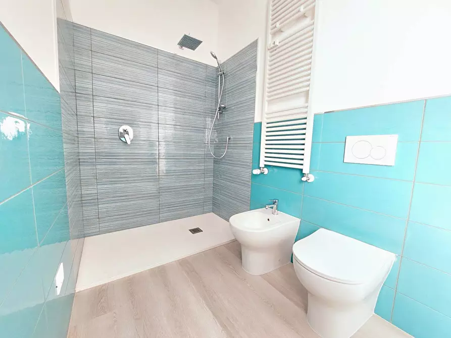 Immagine 15 di Appartamento in vendita  in Via Brea a Imperia