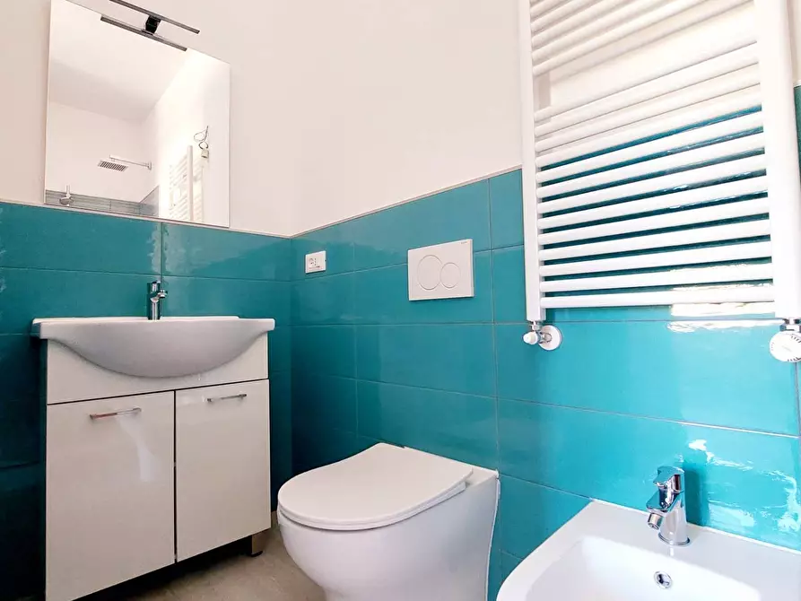 Immagine 23 di Appartamento in vendita  in Via Brea a Imperia