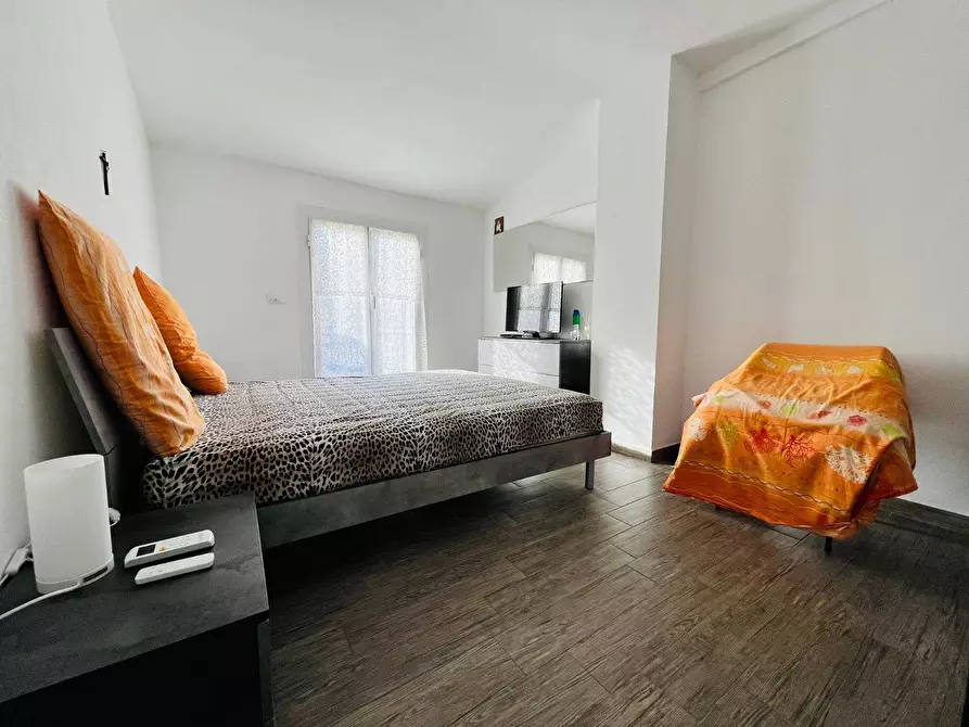 Immagine 11 di Appartamento in vendita  a Diano Arentino