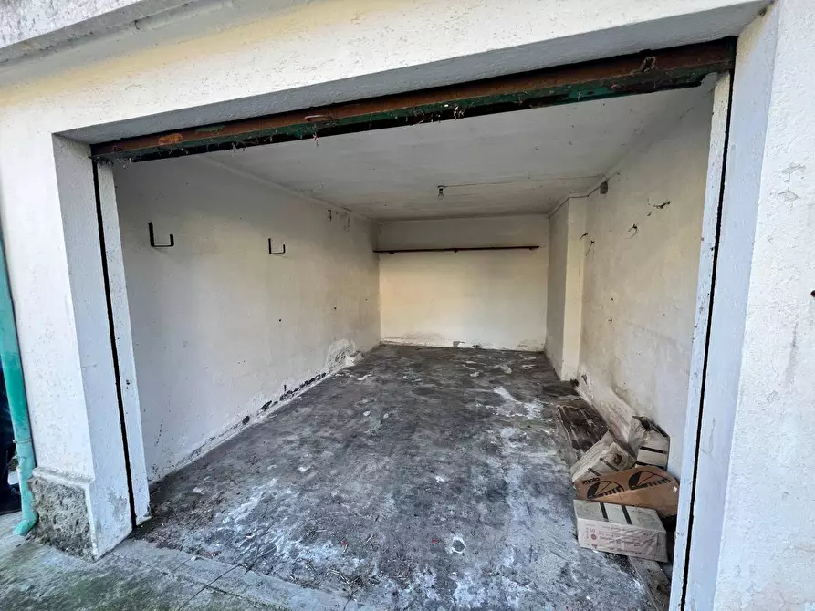 Immagine 23 di Villa in vendita  in Via Roma 6 a San Bartolomeo Al Mare