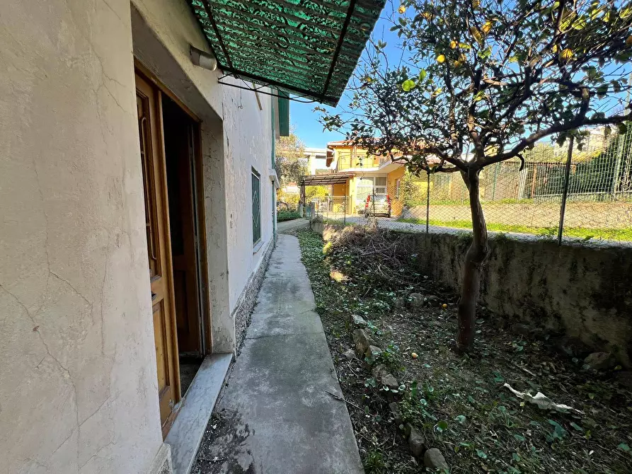 Immagine 24 di Villa in vendita  in Via Roma 6 a San Bartolomeo Al Mare