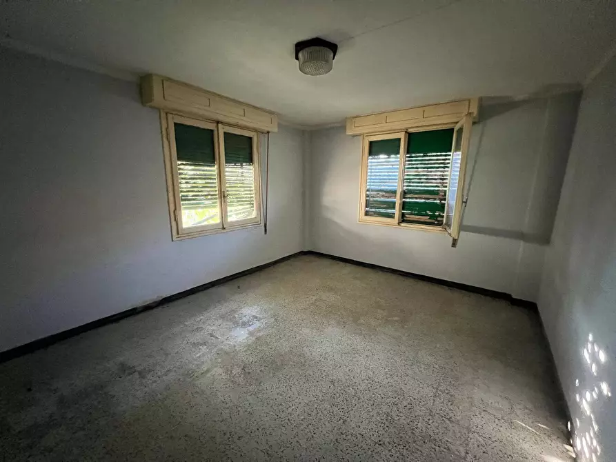 Immagine 28 di Villa in vendita  in Via Roma 6 a San Bartolomeo Al Mare