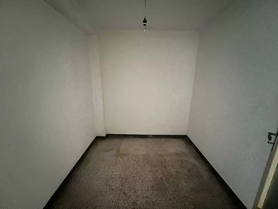 Immagine 30 di Villa in vendita  in Via Roma 6 a San Bartolomeo Al Mare