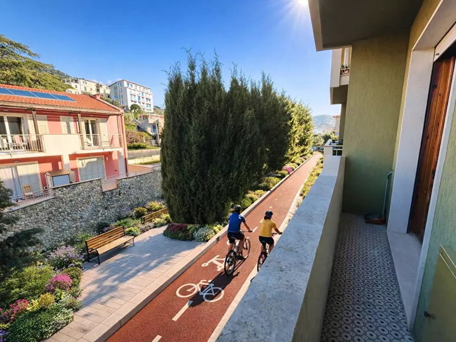 Immagine 7 di Appartamento in vendita  in Piazza Gioacchino Rossini 3 a San Bartolomeo Al Mare