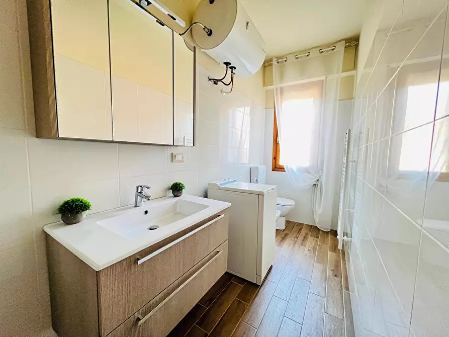 Immagine 13 di Appartamento in vendita  in Piazza Gioacchino Rossini 3 a San Bartolomeo Al Mare