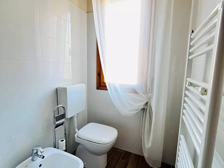 Immagine 14 di Appartamento in vendita  in Piazza Gioacchino Rossini 3 a San Bartolomeo Al Mare