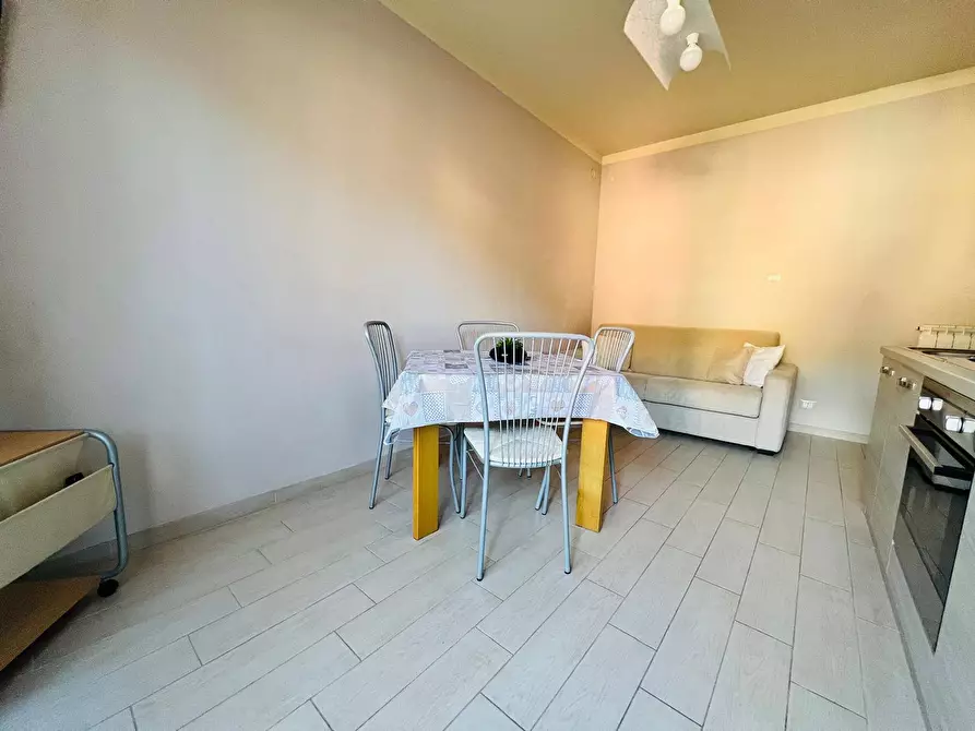 Immagine 6 di Appartamento in vendita  in piazza Rossini 12 a San Bartolomeo Al Mare