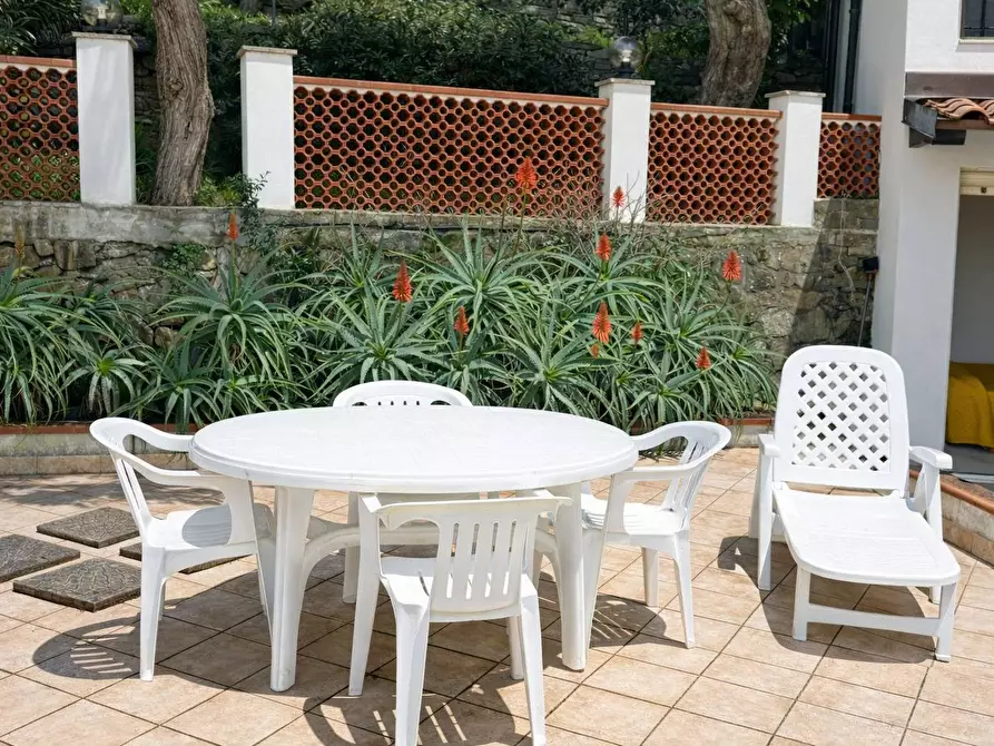 Immagine 4 di Appartamento in vendita  in via divina provvidenza 205 a Diano Arentino