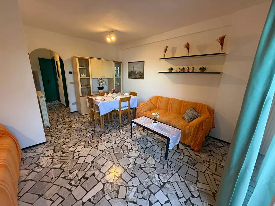 Immagine 14 di Appartamento in vendita  in via divina provvidenza 205 a Diano Arentino